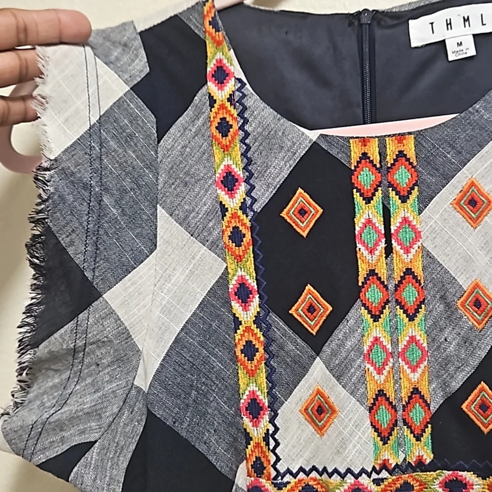 THML Checkered embroidered fringe sleeves dress women's size Medium - Picture 9 of 12